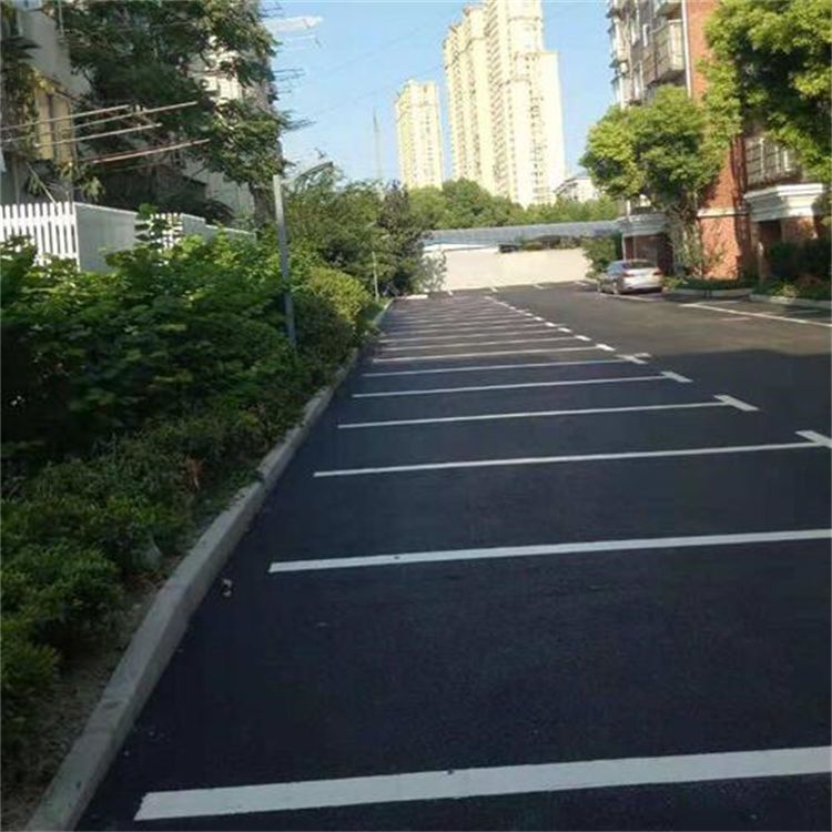 东城街道厂区划线